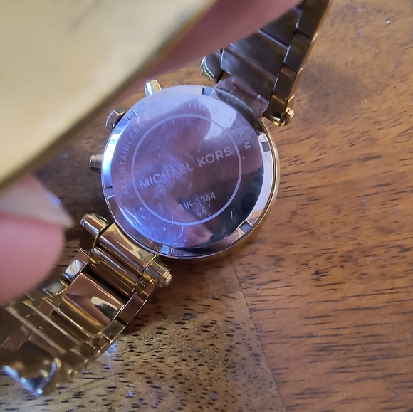 Michael Kors watch - Picture 3 of 4